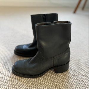 FRYE short combat boots- black- great condition- size 8